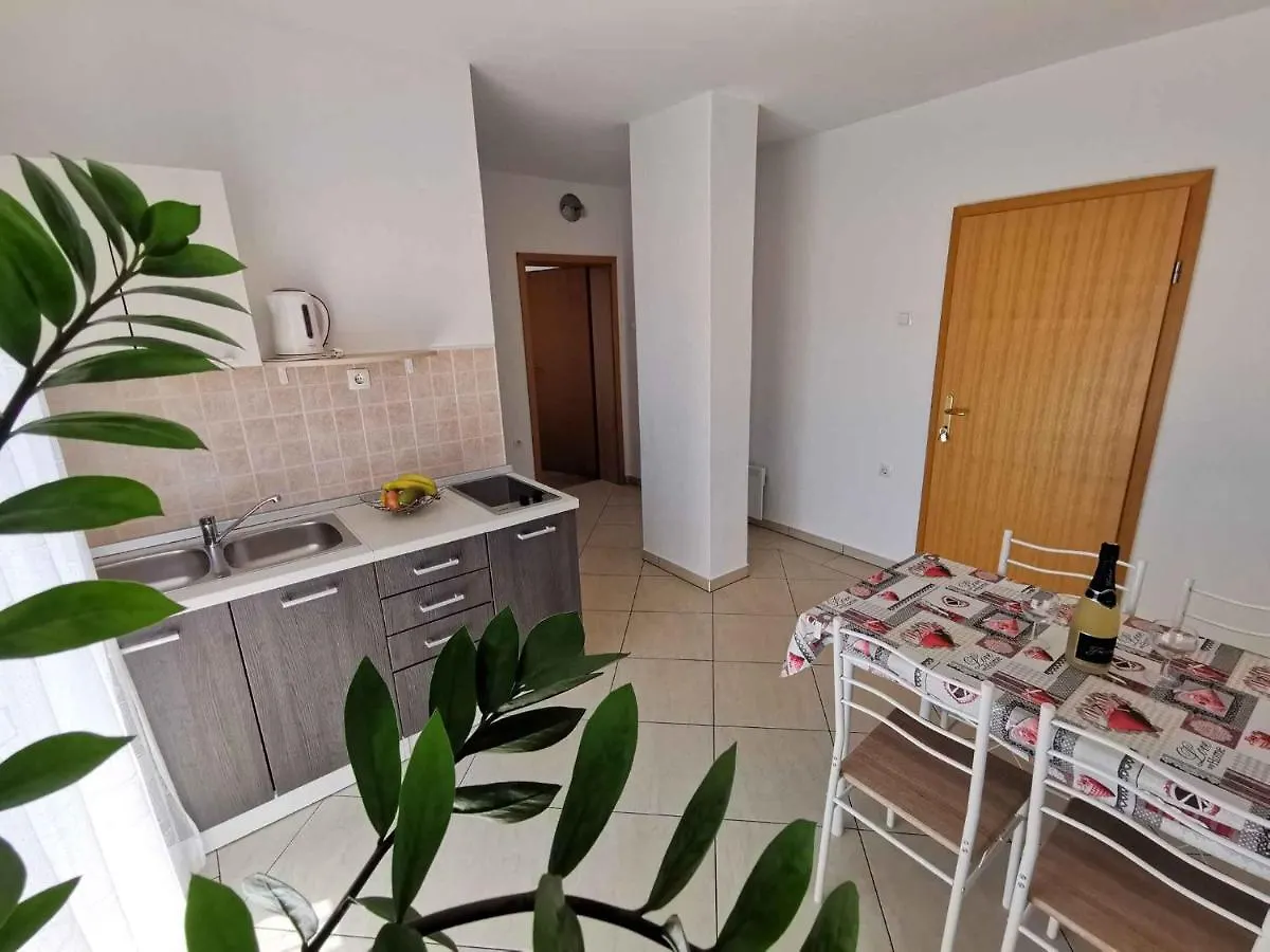 Apartments In Dramalj 27707