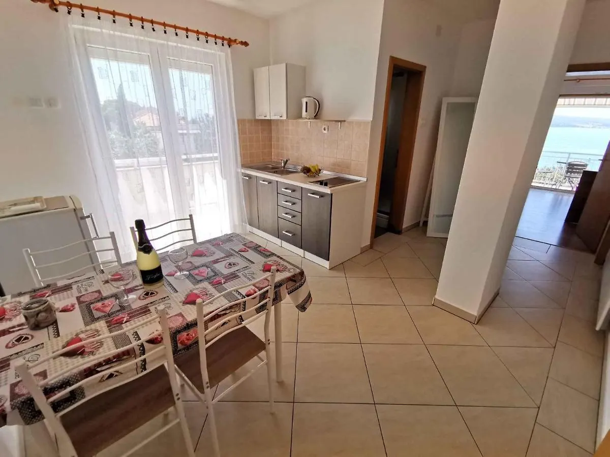 Apartments In Dramalj 27707