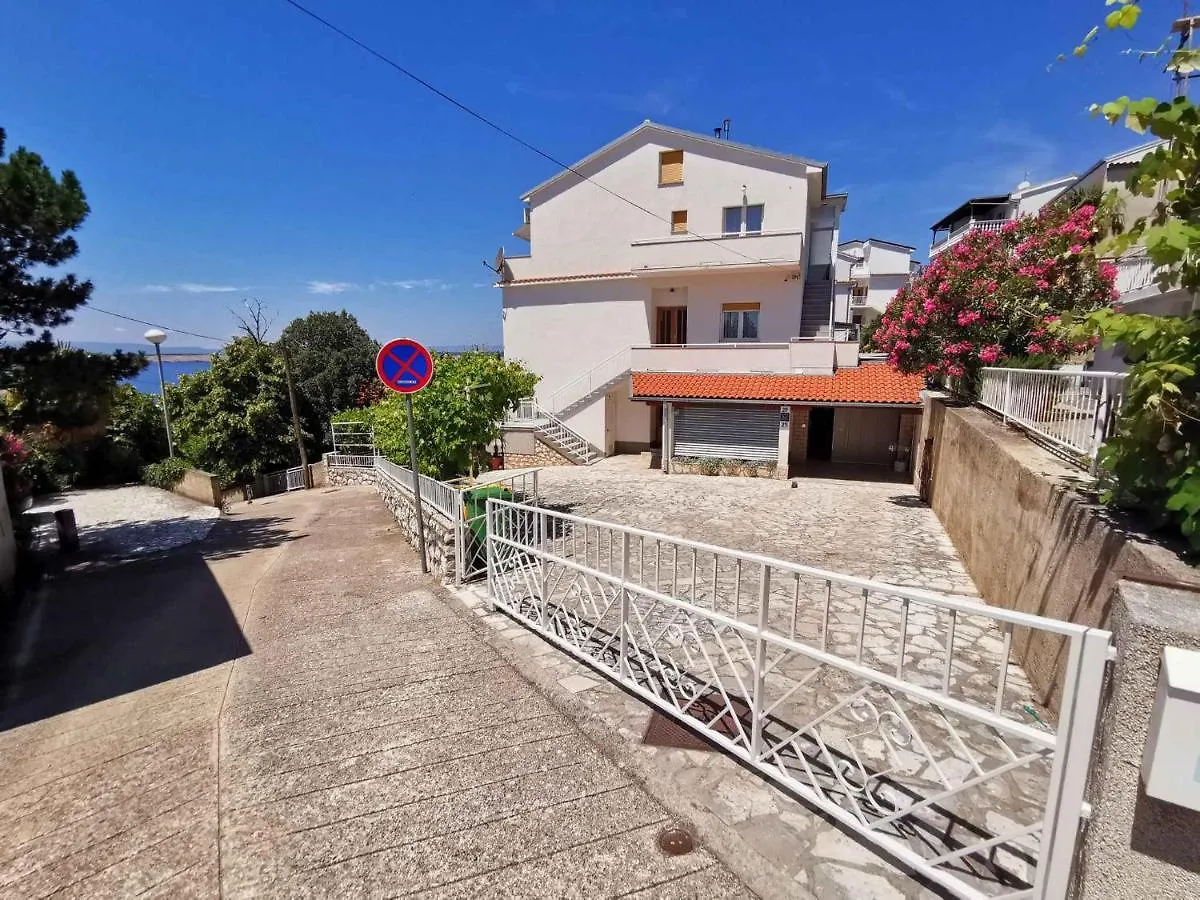 Apartments In Dramalj 27707