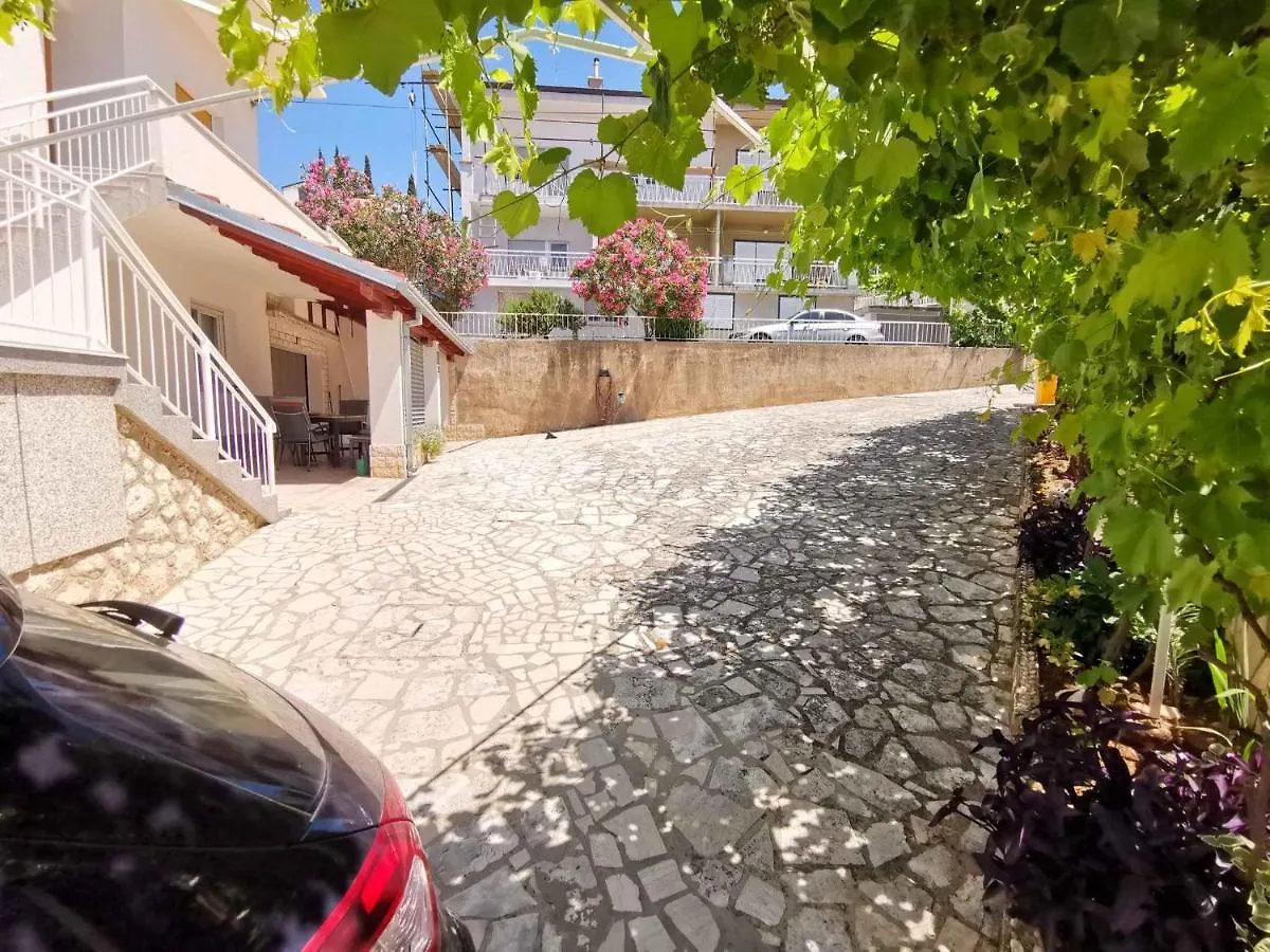 Apartments In Dramalj 27707 Croatia