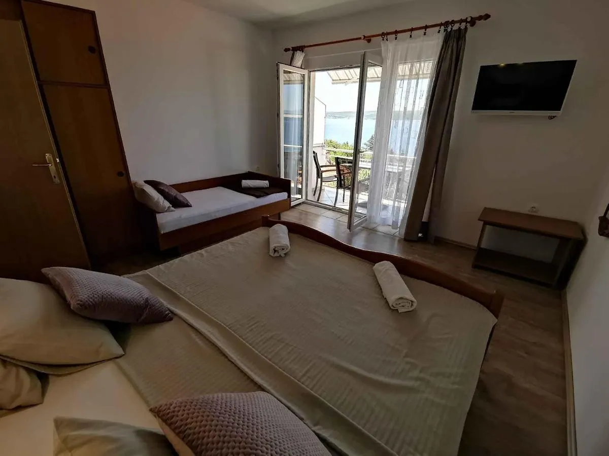 Apartments In Dramalj 27707
